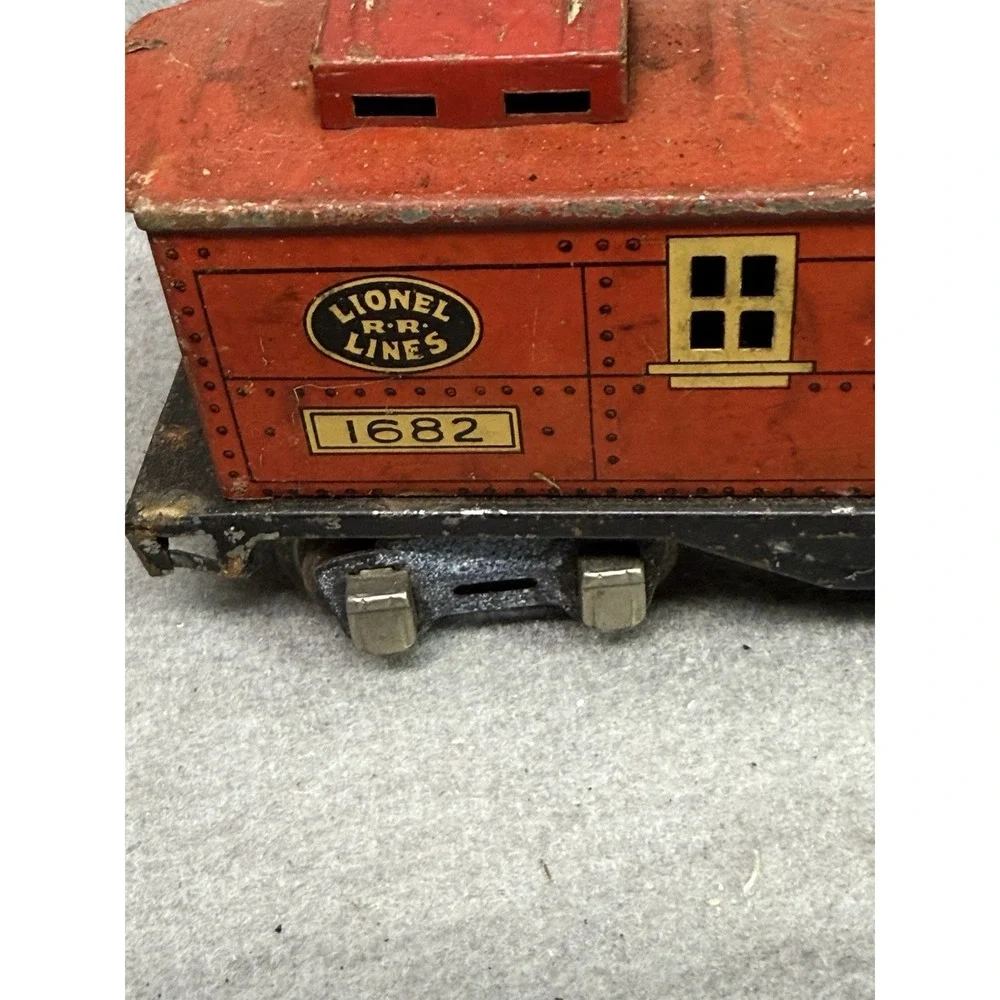 VINTAGE Lionel R.R. Lines 1682 Vintage O Prewar‎ Tinplate Red Caboose Metal